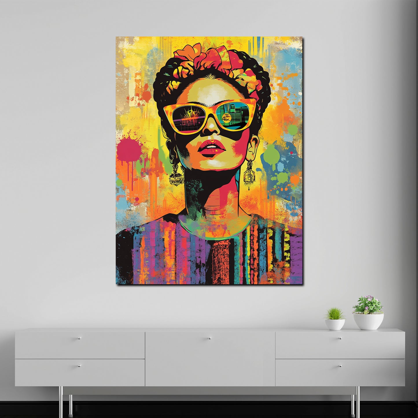 Wandbild Kunstwerk Frida im modernen Pop Art Stil mit leuchtenden Farben und Brille