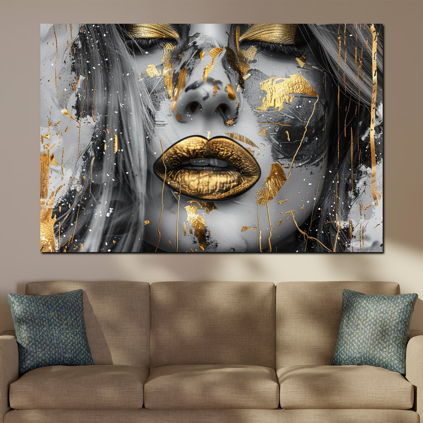 Wandbild Kunstwerk Frau mit goldenen Lippen und Akzenten