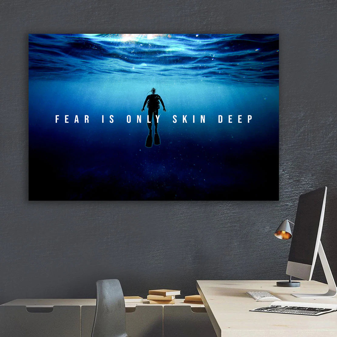 Wandbild Kunstwerk Fear Is Only Skin Deep, Dark Style, Motivation